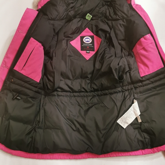 Canada Goose Montebello Parka in pink - Picture 3 of 12